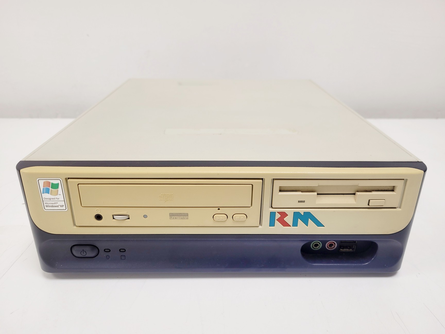 Image of Amersham Biosciences Typhoon Trio+ Variable Mode Imager w/ PC System