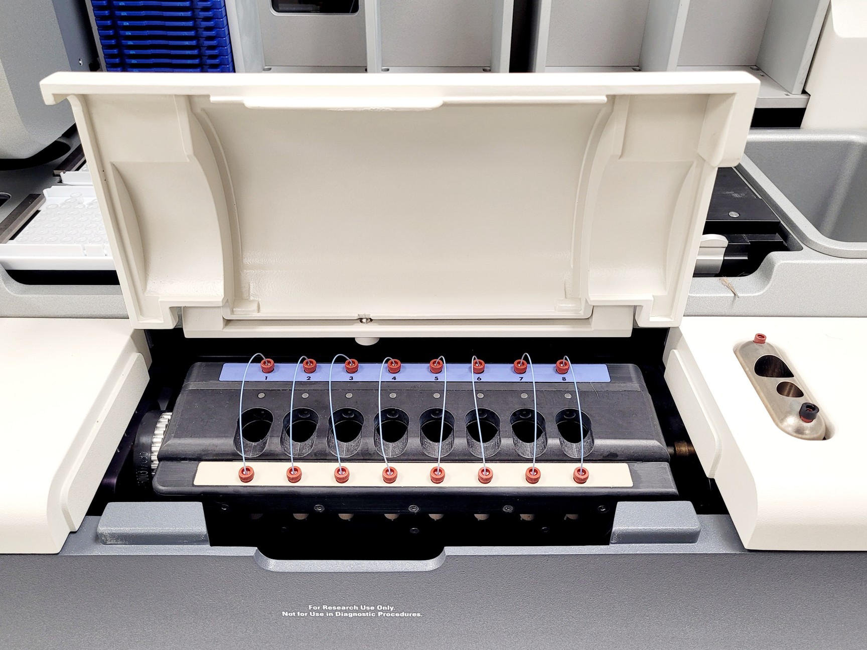 Image of RainDance Technologies ThunderStorm Sequencing System NGS Lab