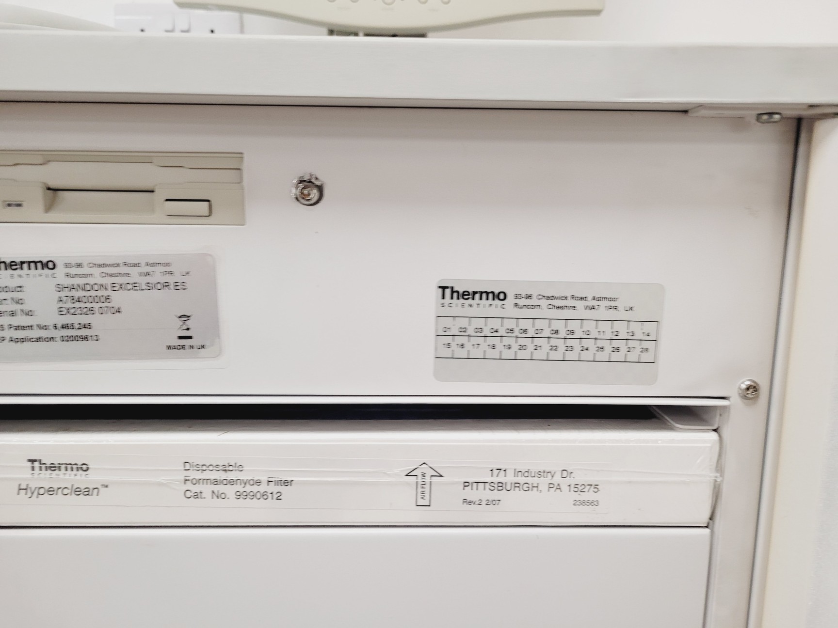 Image of Thermo Electron Corporation Shandon Excelsior ES Tissue Processor Lab