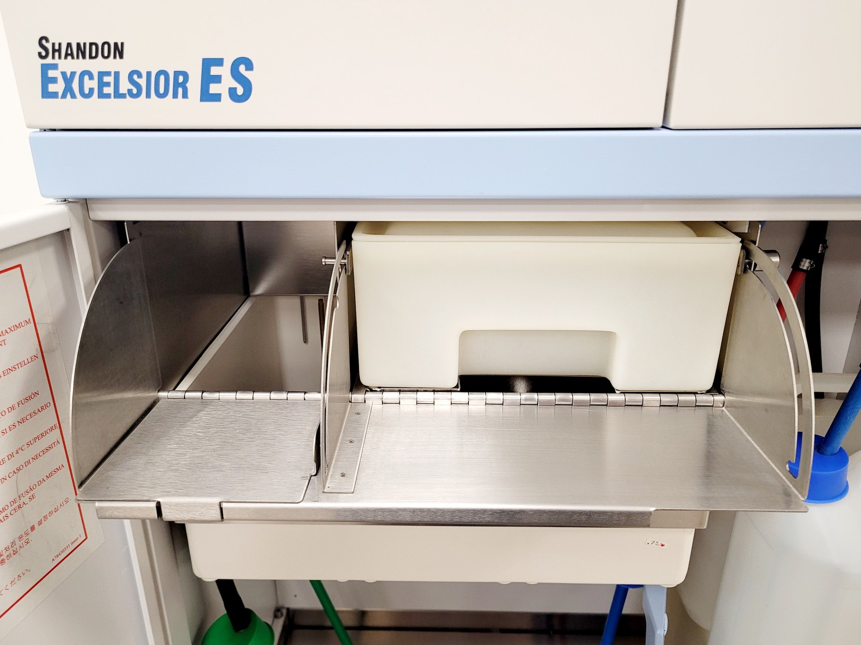 Image of Thermo Electron Corporation Shandon Excelsior ES Tissue Processor Lab