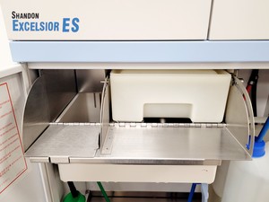 Thumbnail image of Thermo Electron Corporation Shandon Excelsior ES Tissue Processor Lab