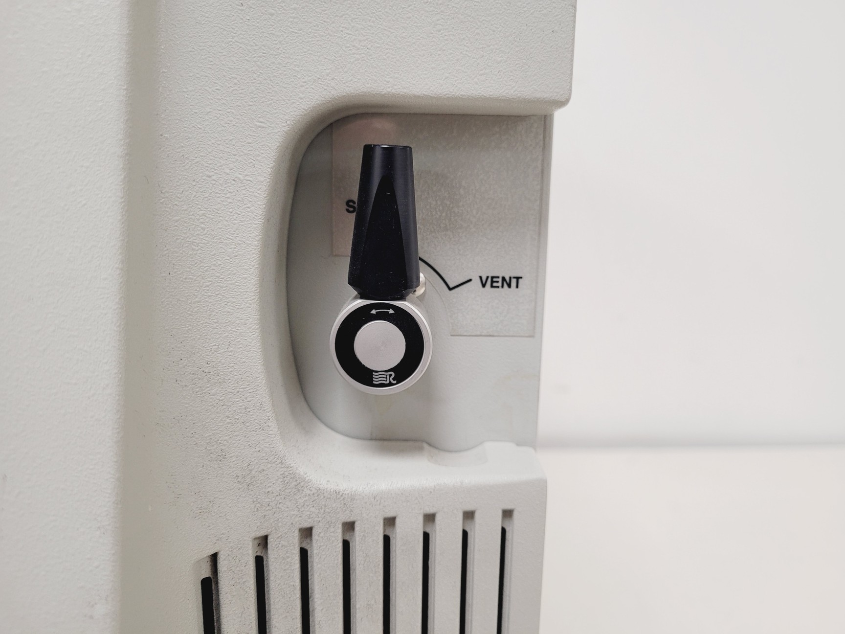 Image of Waters 1525µ Binary HPLC Pump Chromatography Lab 
