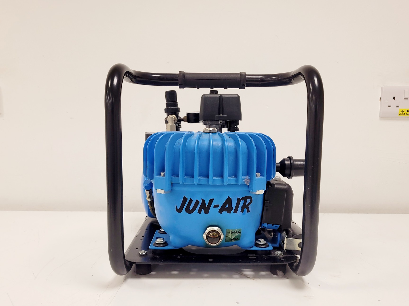 Image of TMC Anti-Vibration Table Model 63-530 w/ Jun-air 3-4 Air Compressor