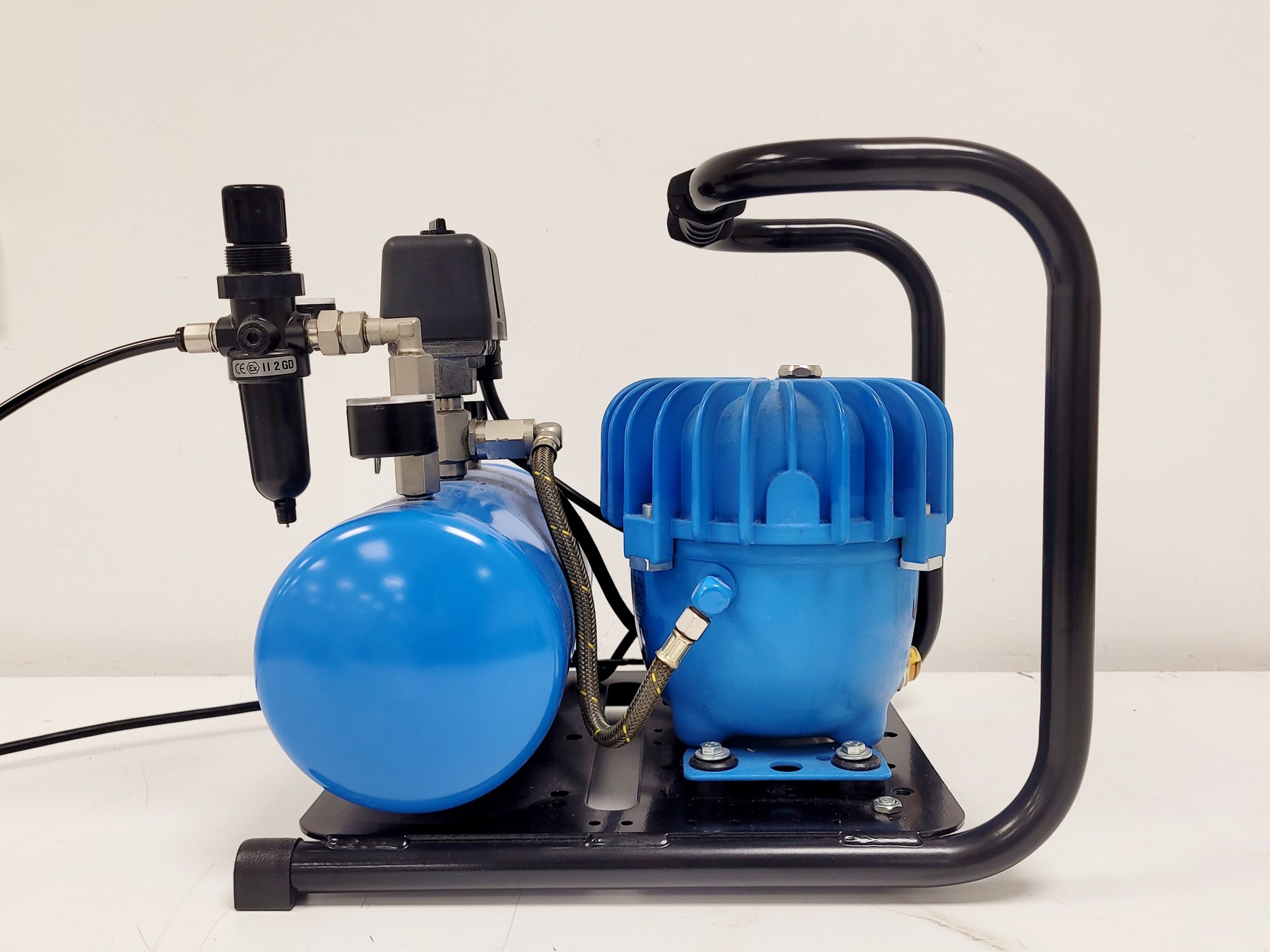 Image of TMC Anti-Vibration Table Model 63-530 w/ Jun-air 3-4 Air Compressor