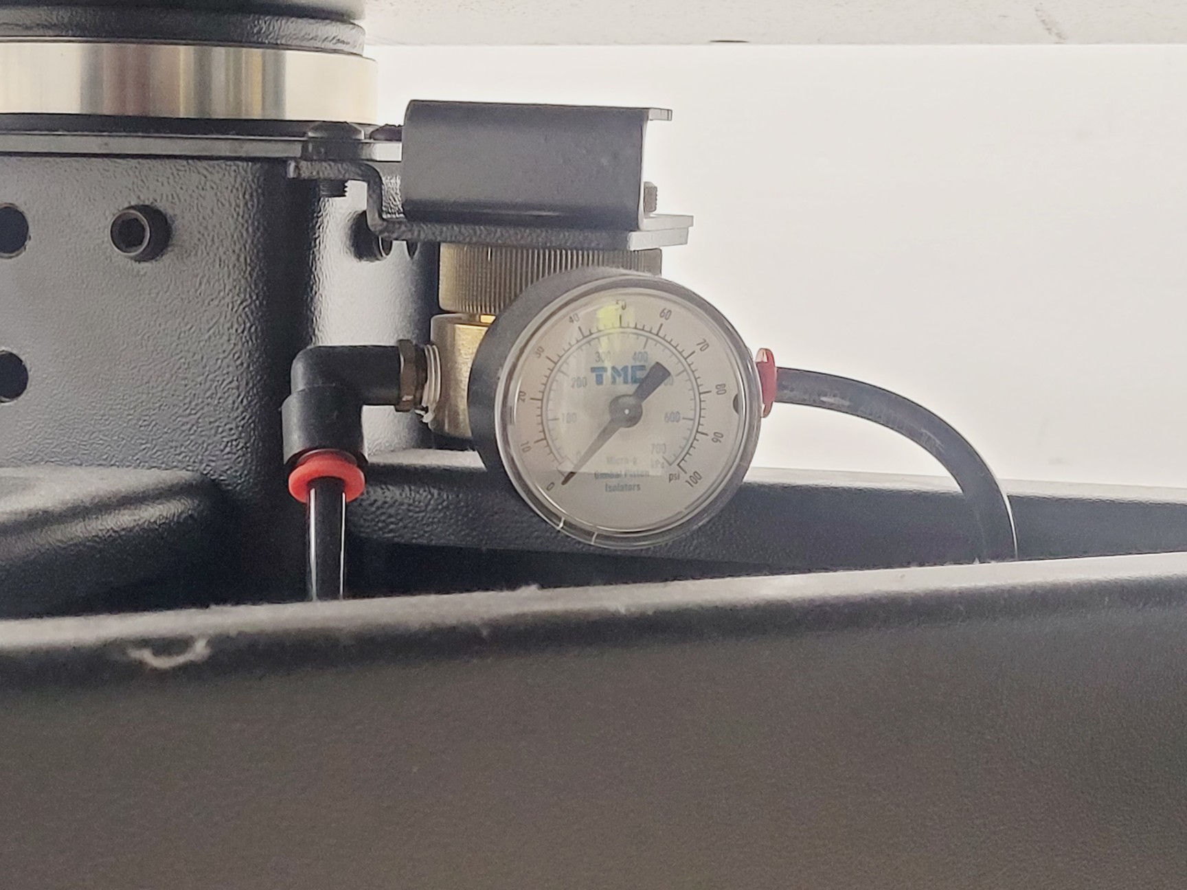 Image of TMC Anti-Vibration Table Model 63-530 w/ Jun-air 3-4 Air Compressor