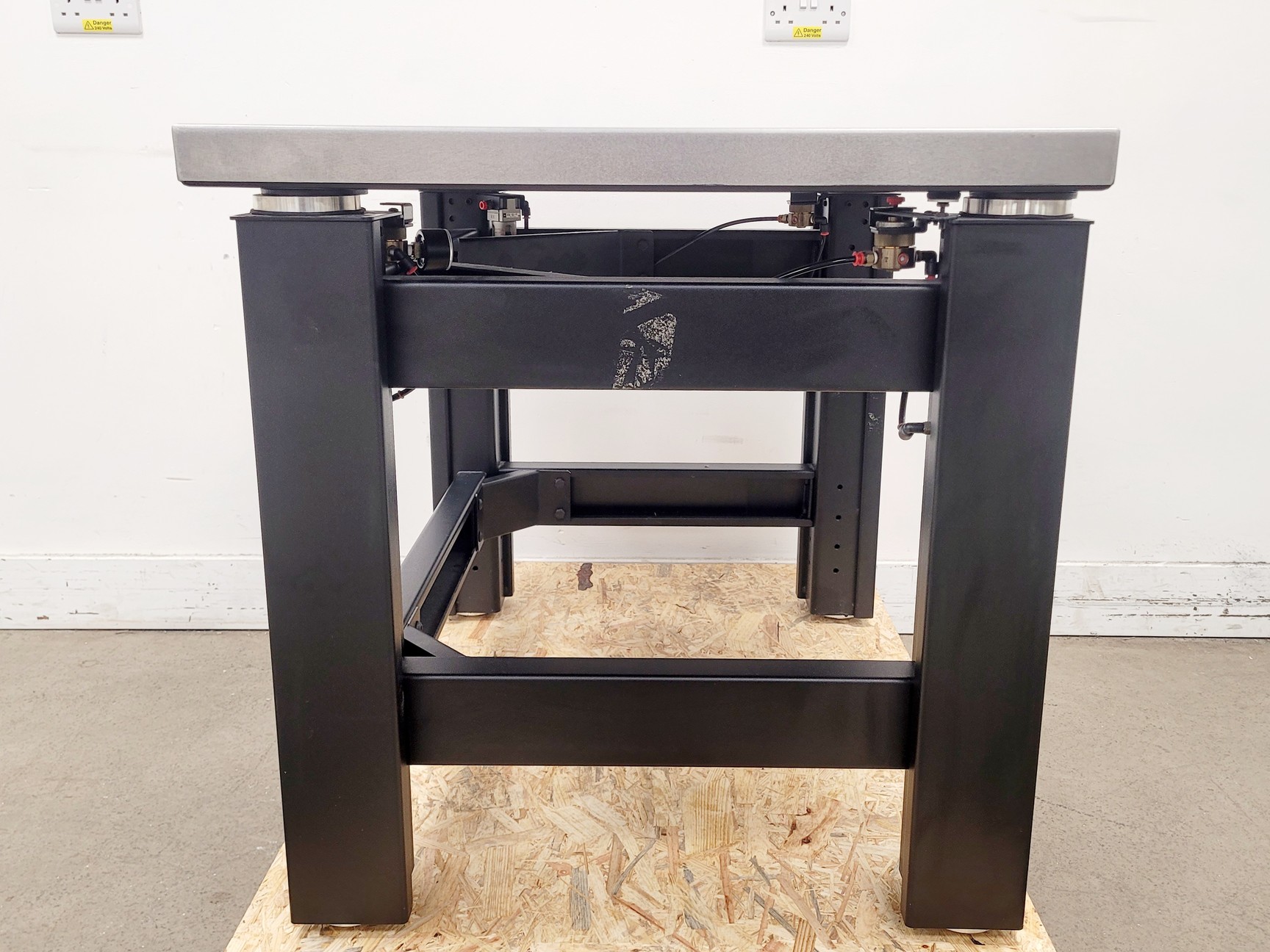 Image of TMC Anti-Vibration Table Model 63-530 w/ Jun-air 3-4 Air Compressor