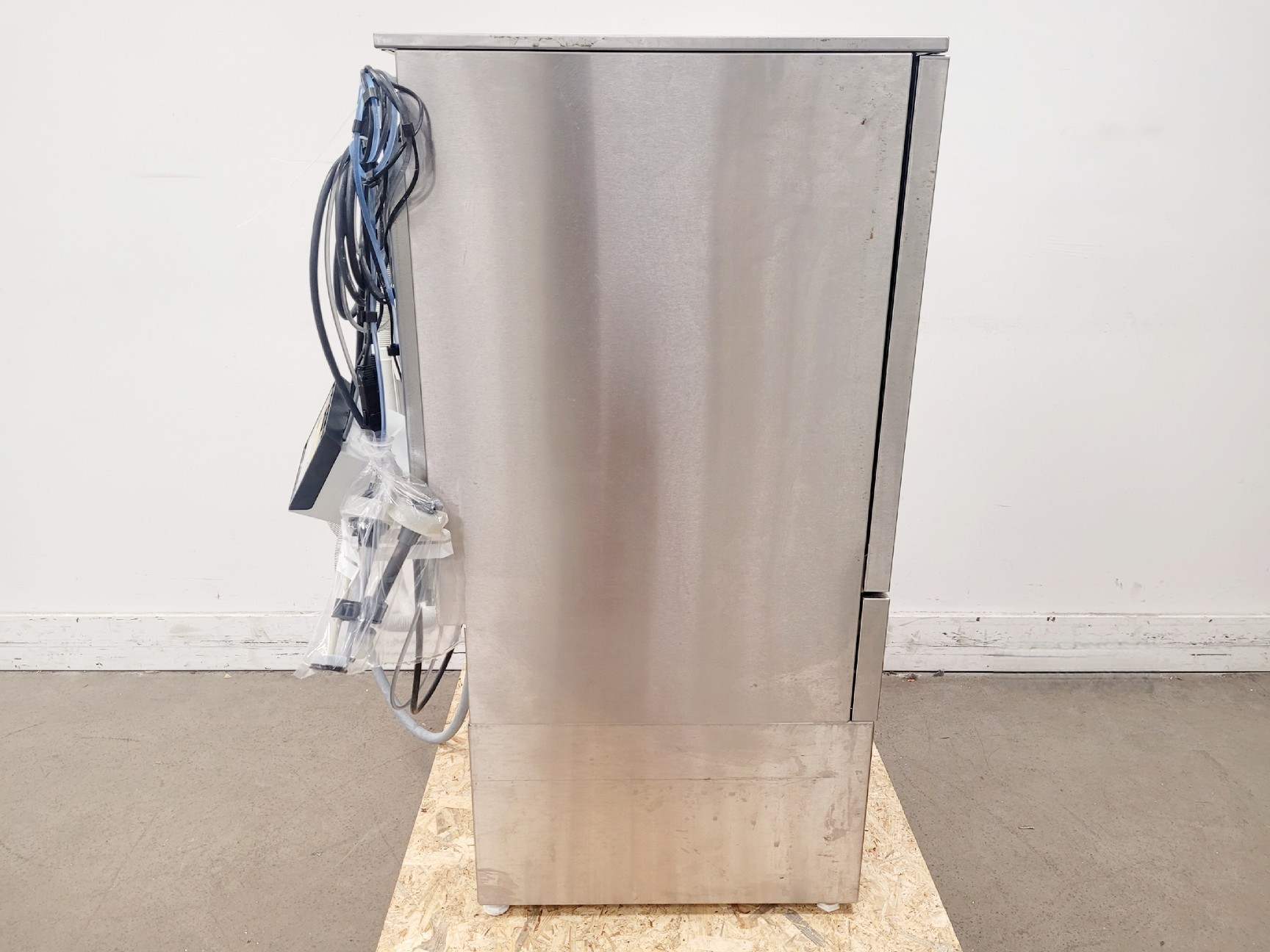 Image of Miele Professional Lab Washer Type GG05 Model PG 8593