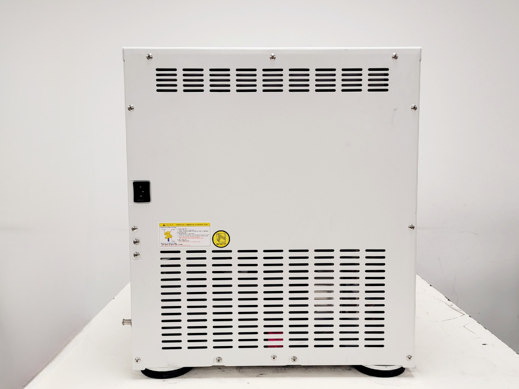Image of Jeiotech Lab Companion Mediline Incubated Shaker Model IST-3075R