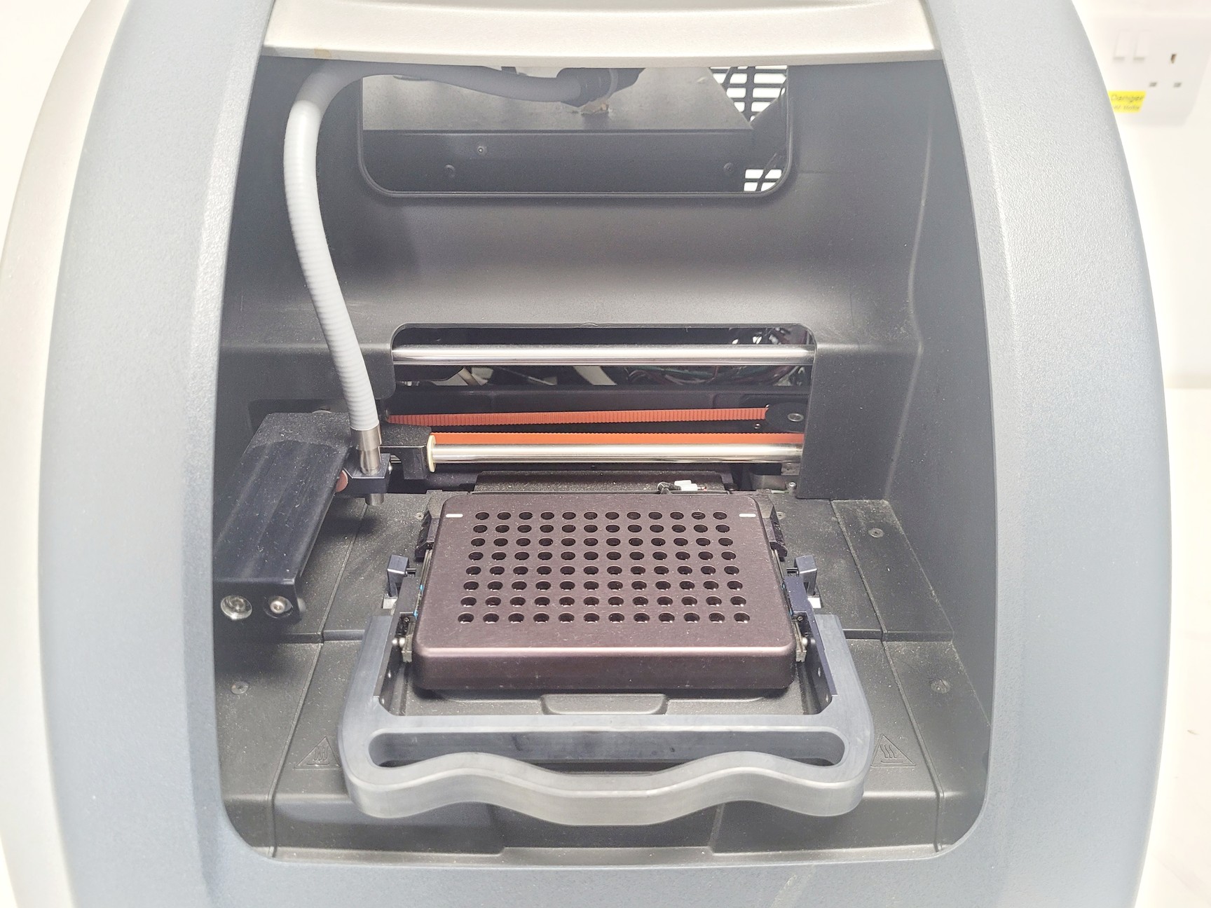 Image of Stratagene Multiplex Quantitative PCR System Model MX3005P Lab