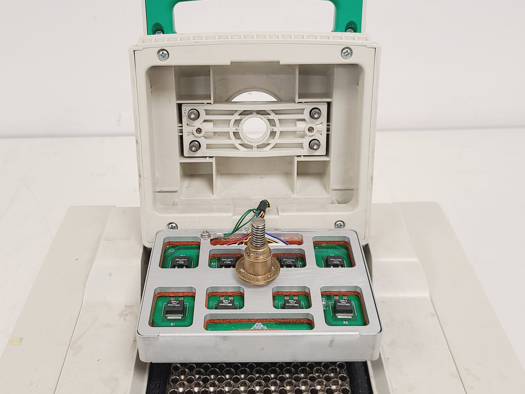 Image of BIO-RAD S1000 Thermal Cycler