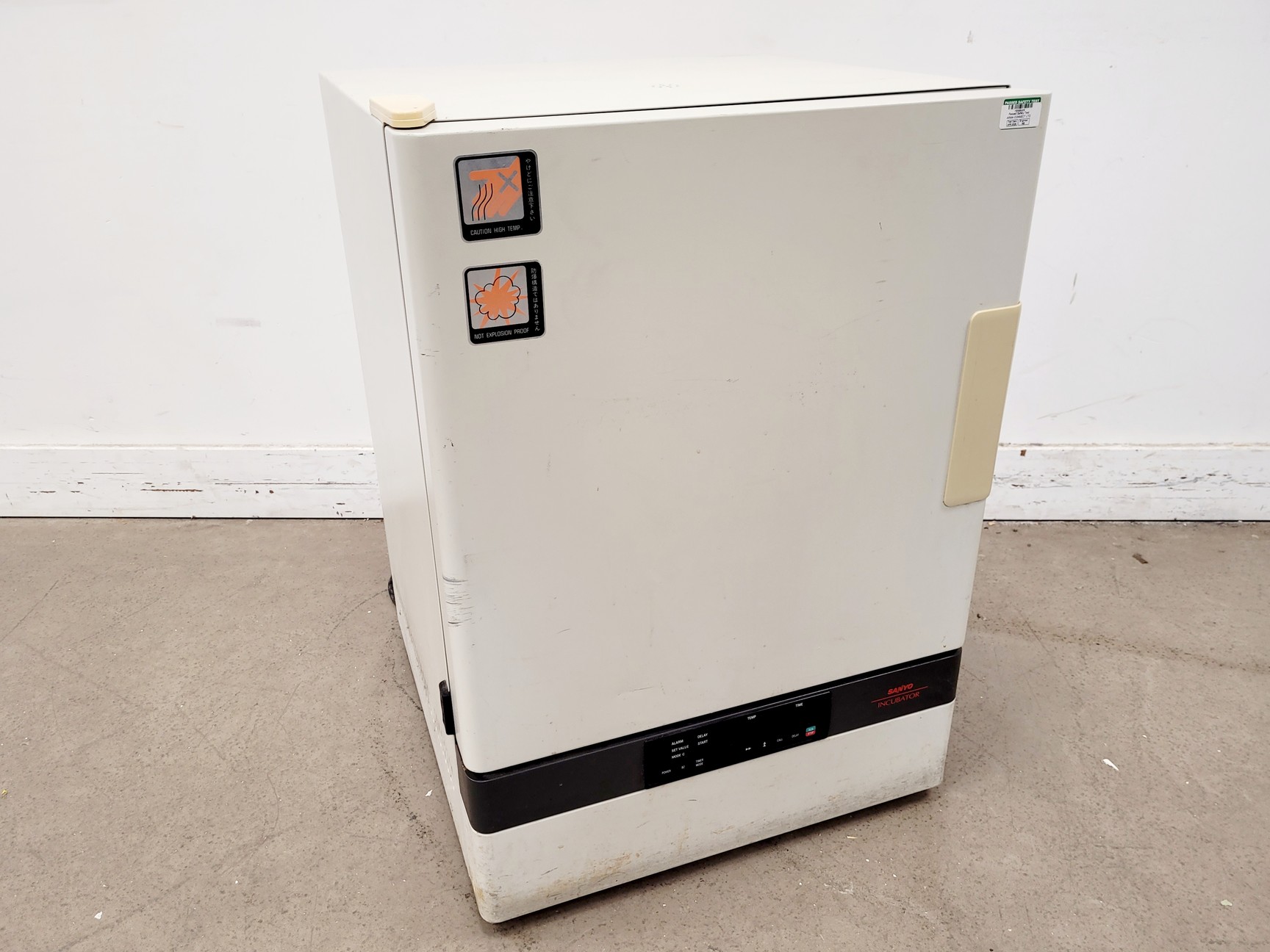 Image of Sanyo MIR-162 Lab Incubator 