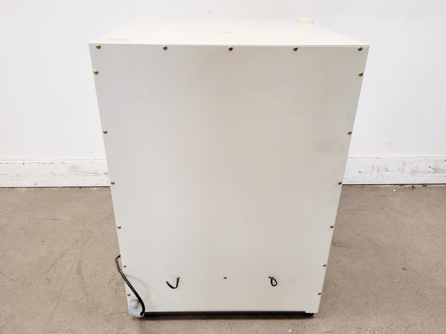 Image of Sanyo MIR-162 Lab Incubator 
