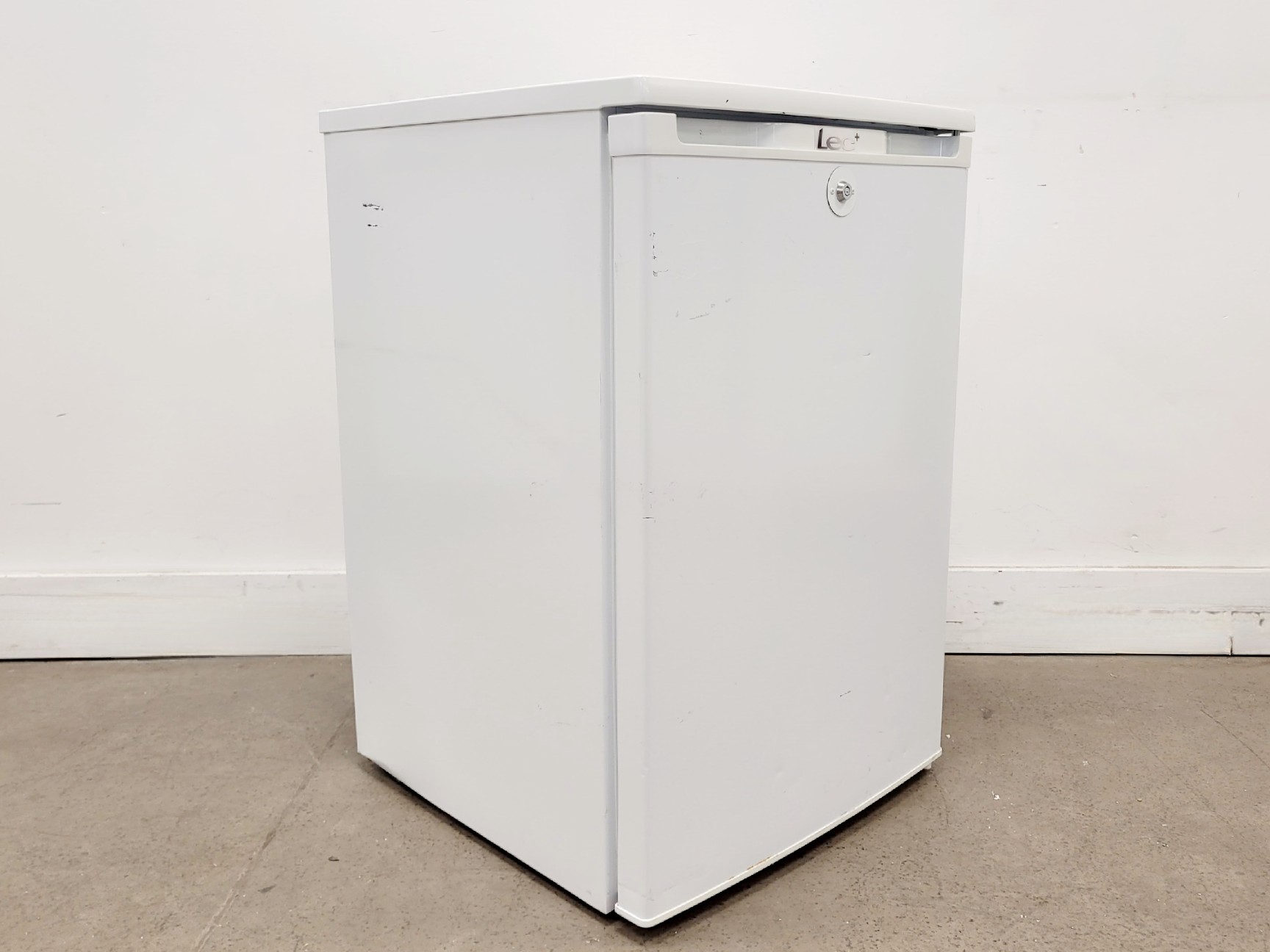 Image of Lec Medical LR111 Laboratory Refrigerator