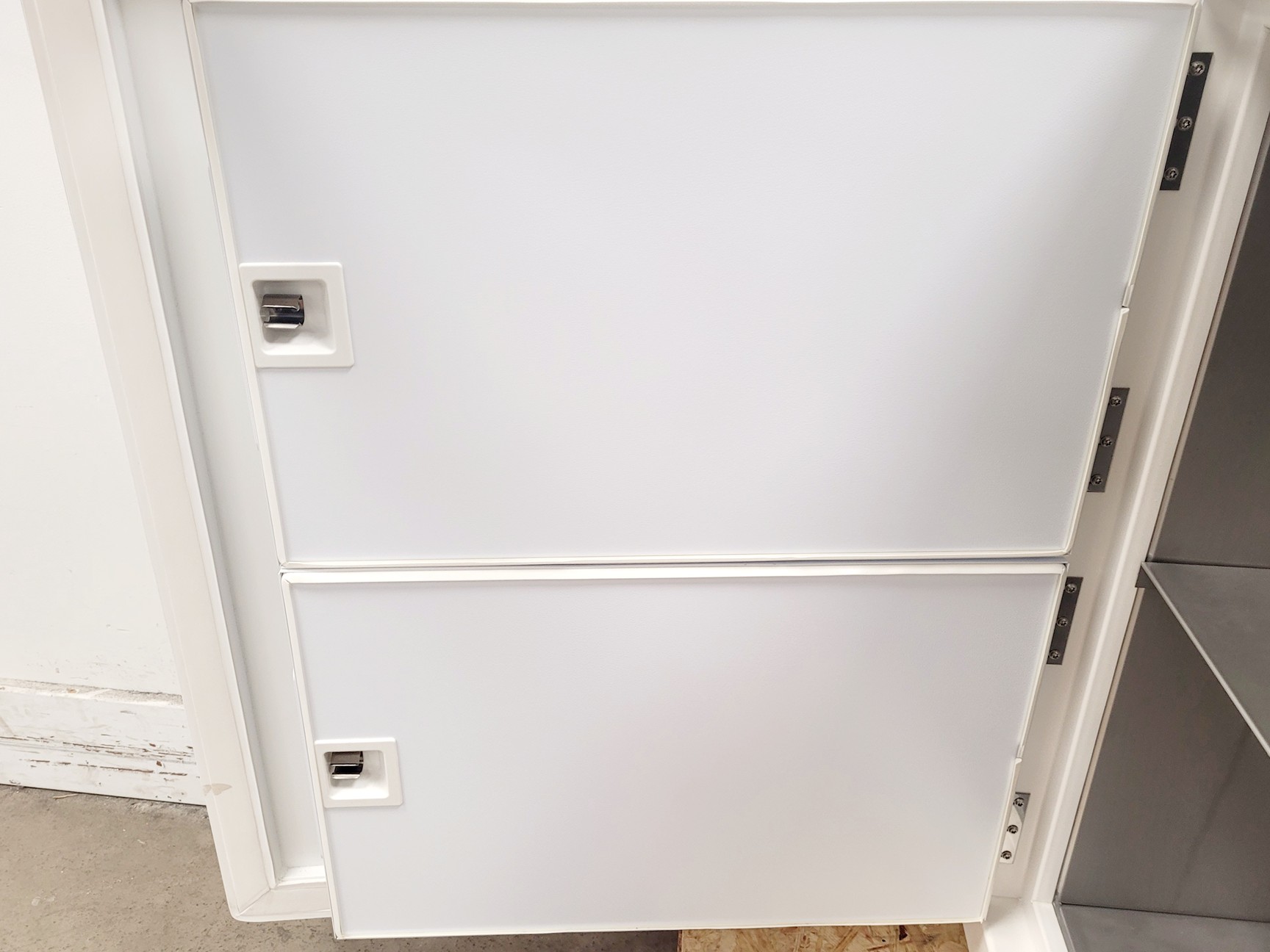 Image of Eppendorf CryoCube F101h-86 Ultra Low Temperature Freezer Lab