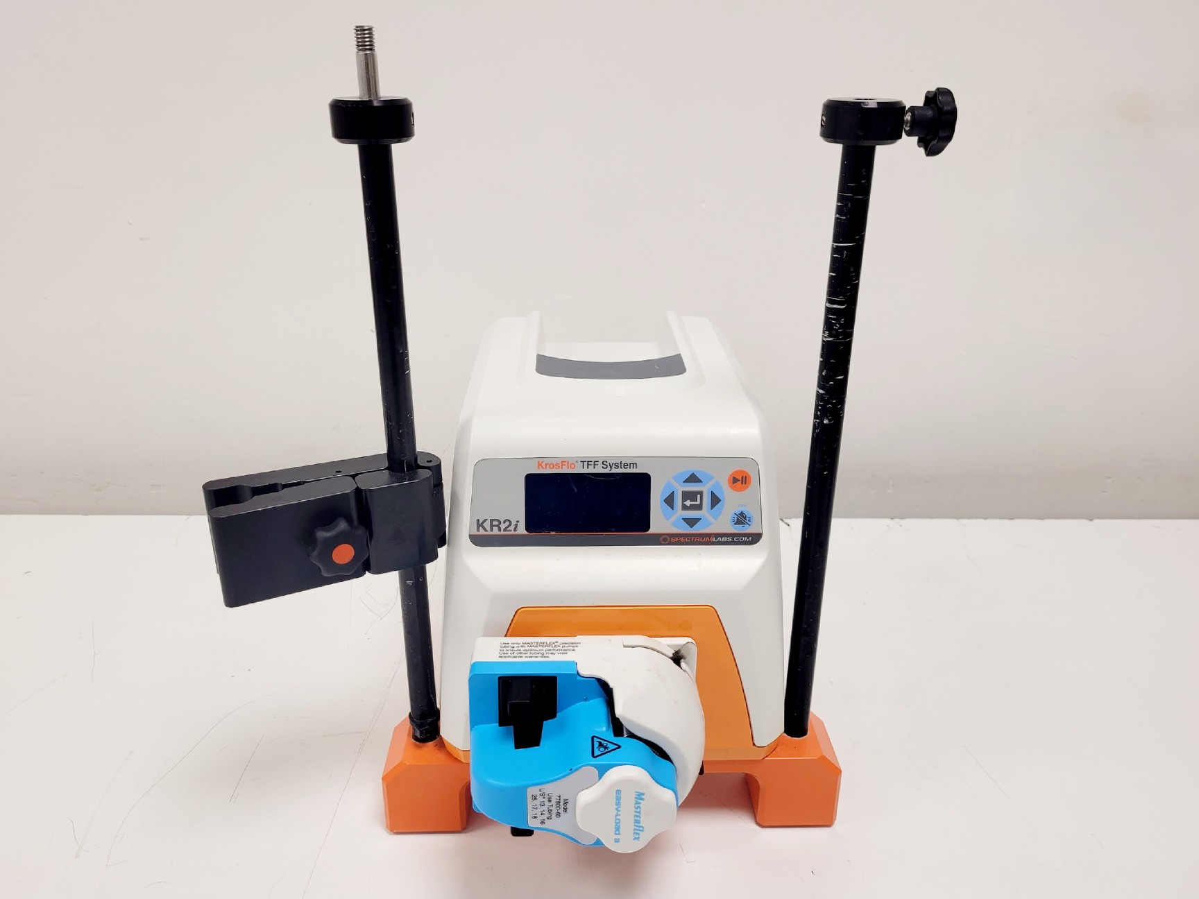 Image of SpectrumLabs KrosFlo KR2i TFF System w/ Masterflex Easyload-3