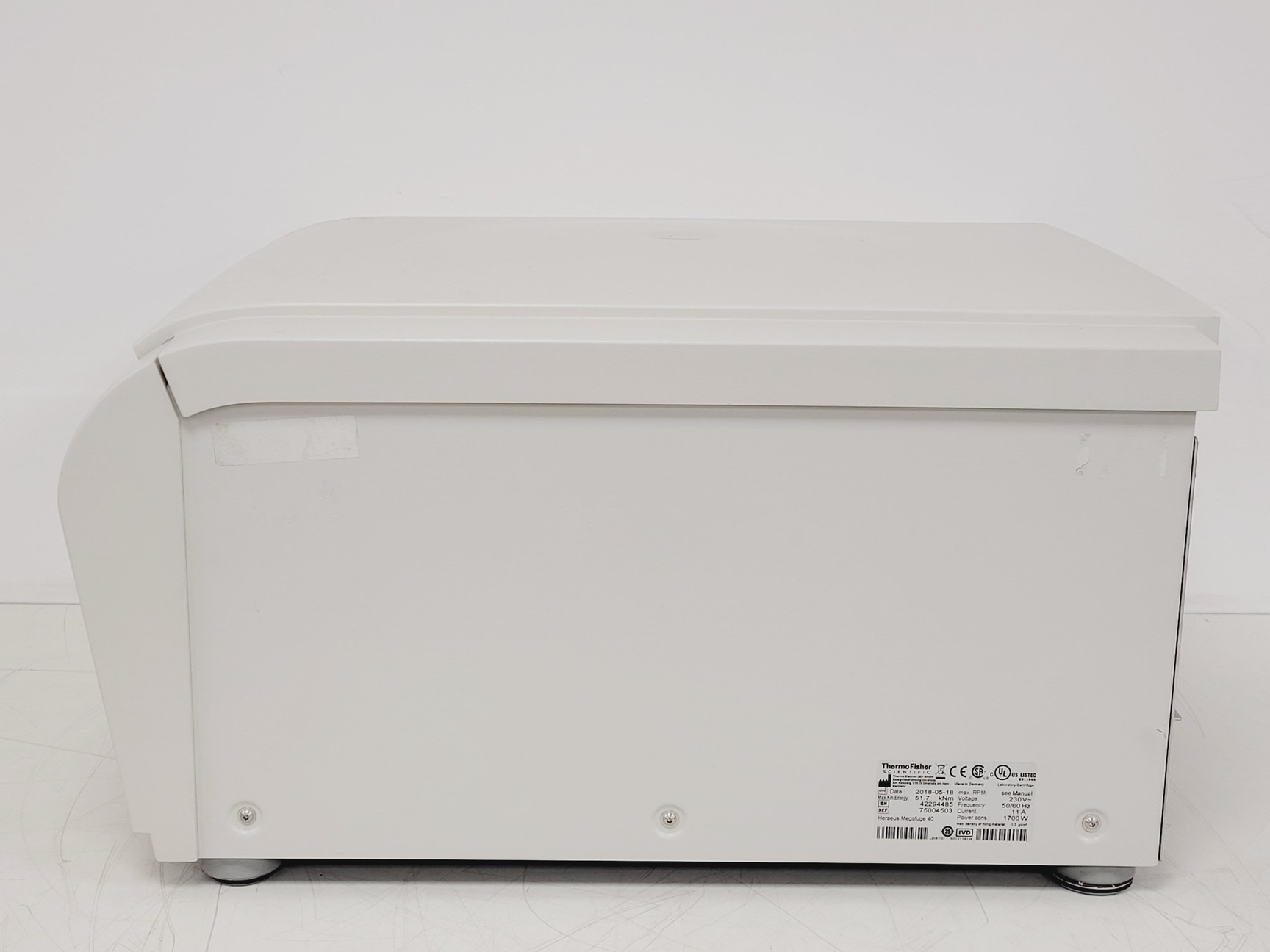 Image of Thermo Scientific Heraeus Megafuge 40 Centrifuge w/ 75003017 Rotor 4200RPM 
