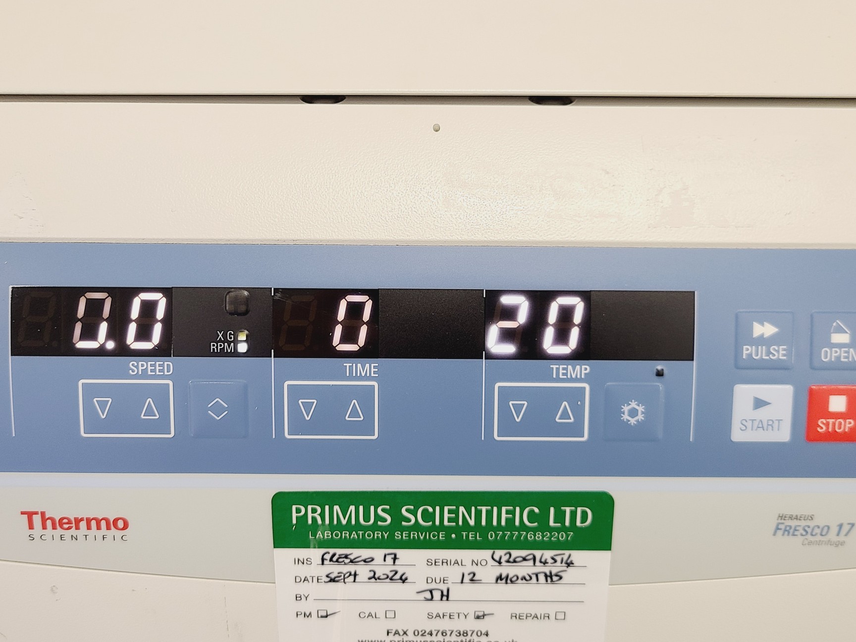 Image of Thermo Scientific Heraeus Fresco 17 Centrifuge w/ 75003410 Rotor 14800RPM
