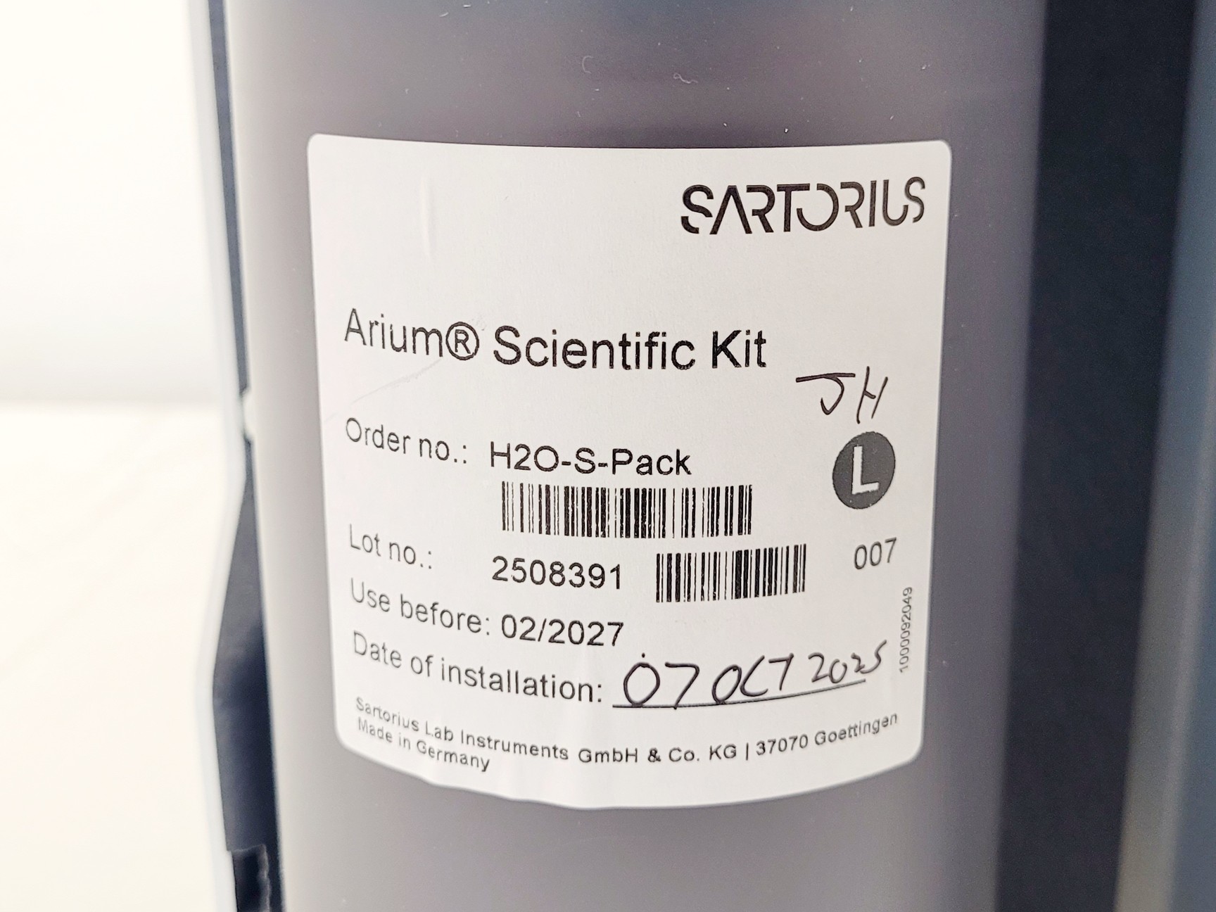 Image of Sartorius Arium Mini H20-MA-UV-T Water Purifier Lab