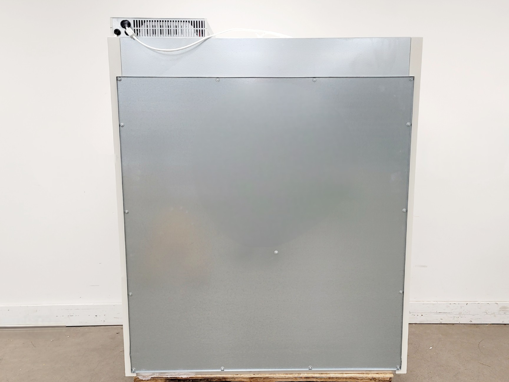Image of Thermo Scientific Safe 2020 1.2 Safety Cabinet w/ Stand Lab