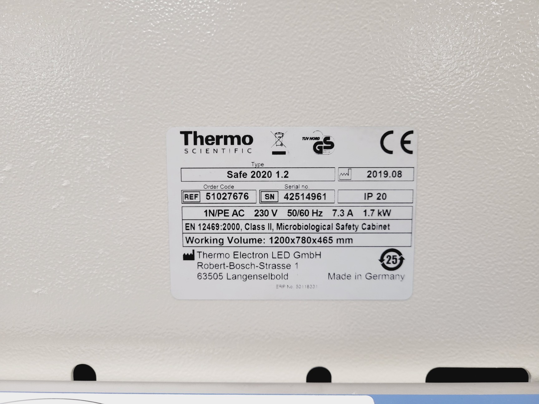 Image of Thermo Scientific Safe 2020 1.2 Safety Cabinet w/ Stand Lab