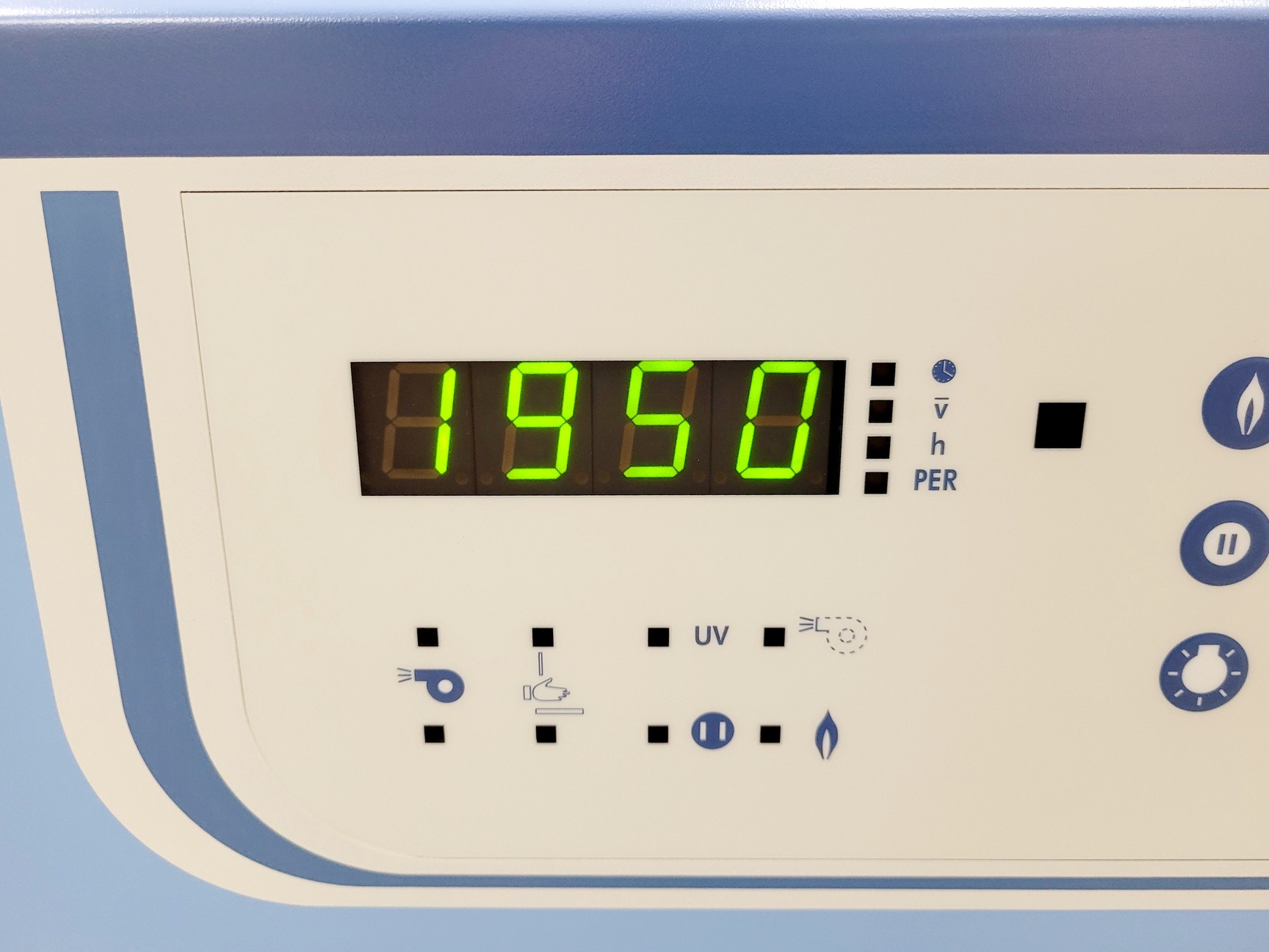 Image of Thermo Scientific Safe 2020 1.2 Safety Cabinet w/ Stand Lab