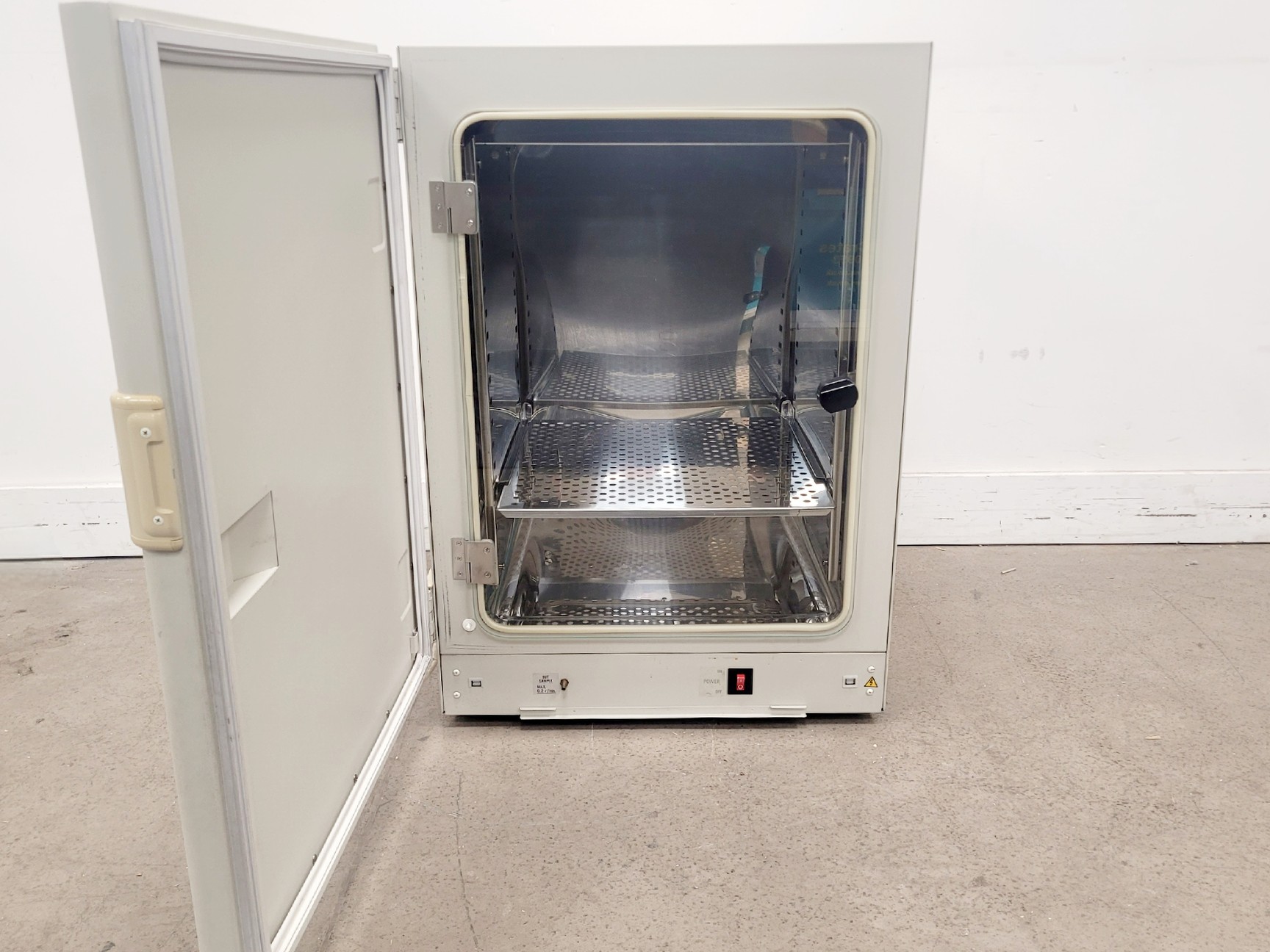 Image of Sanyo CO2 Incubator Model MCO-17AIC Lab