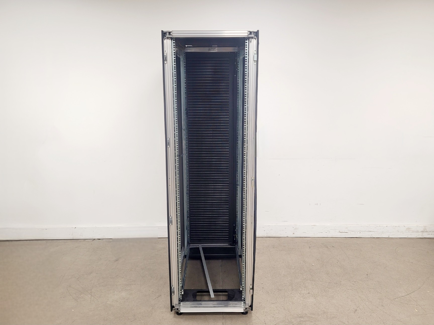 Image of Emerson Network Power CoolDoor Server Rack P/N: DCD35A6E30A001