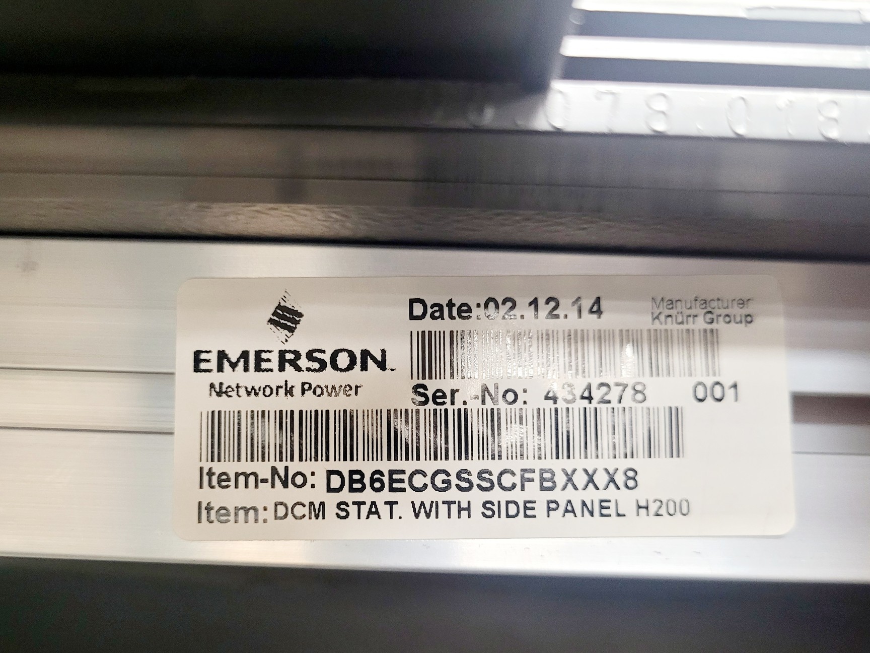 Image of Emerson Network Power CoolDoor Server Rack P/N: DCD35A6E30A001