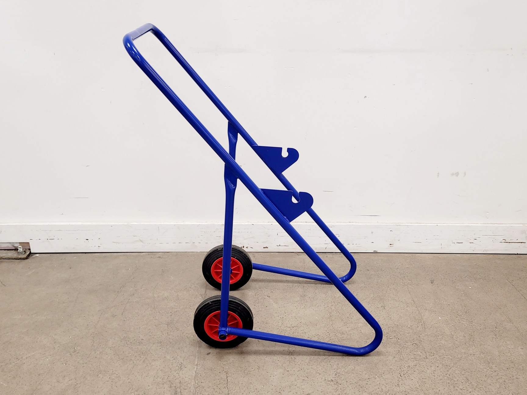 Image of Statebourne Cryolab 25 Portable Liquid Nitrogen Tank w/ Trolley 