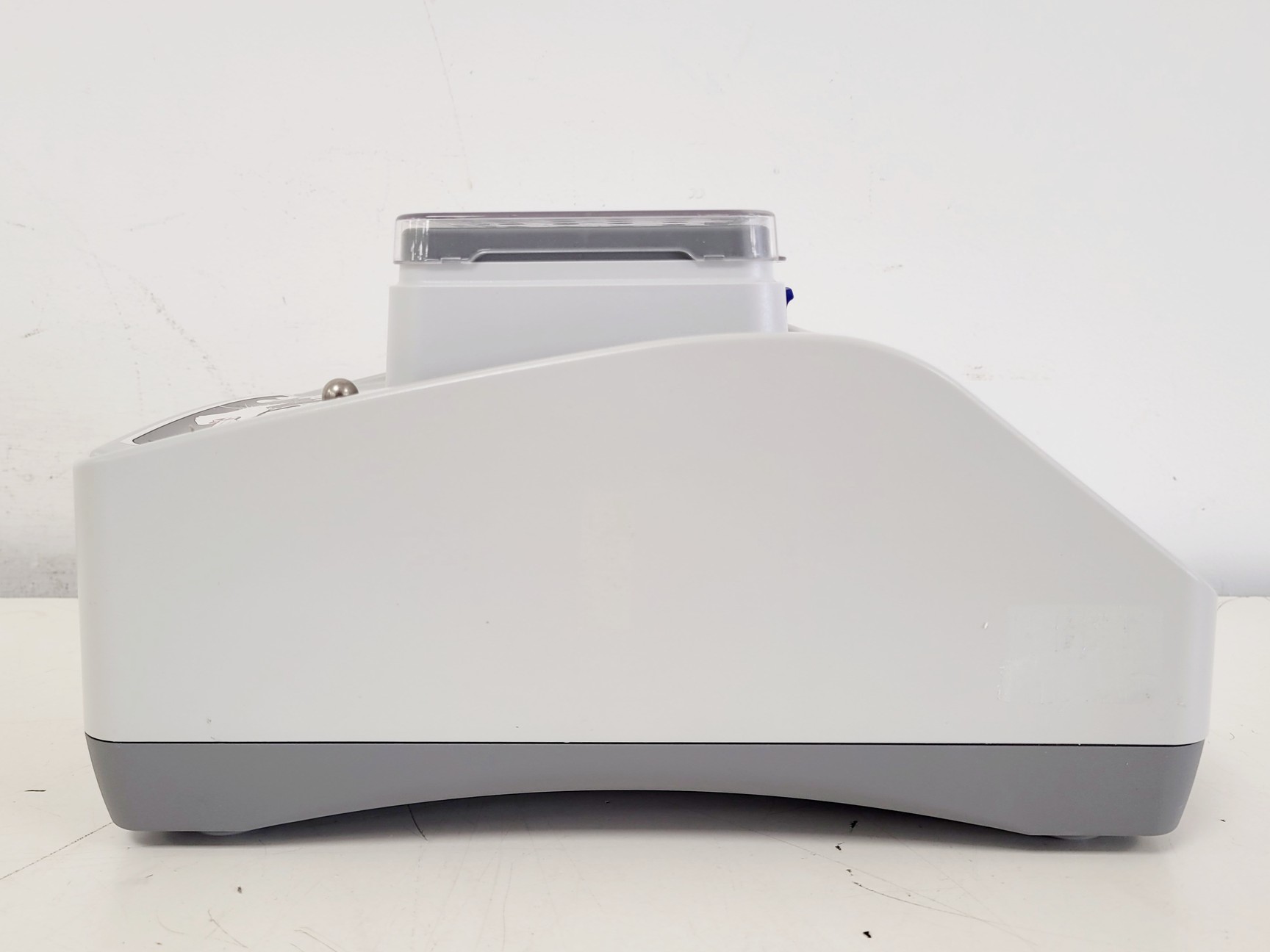Image of Eppendorf ThermoMixer C Thermal Cycler w/ 0.5uL Block Lab
