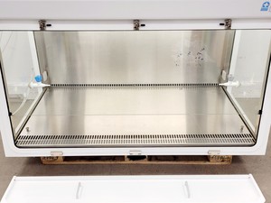 Thumbnail image of CAS BioMAT 2 1500 Class II Microbiological Safety Cabinet w/ Stand Lab