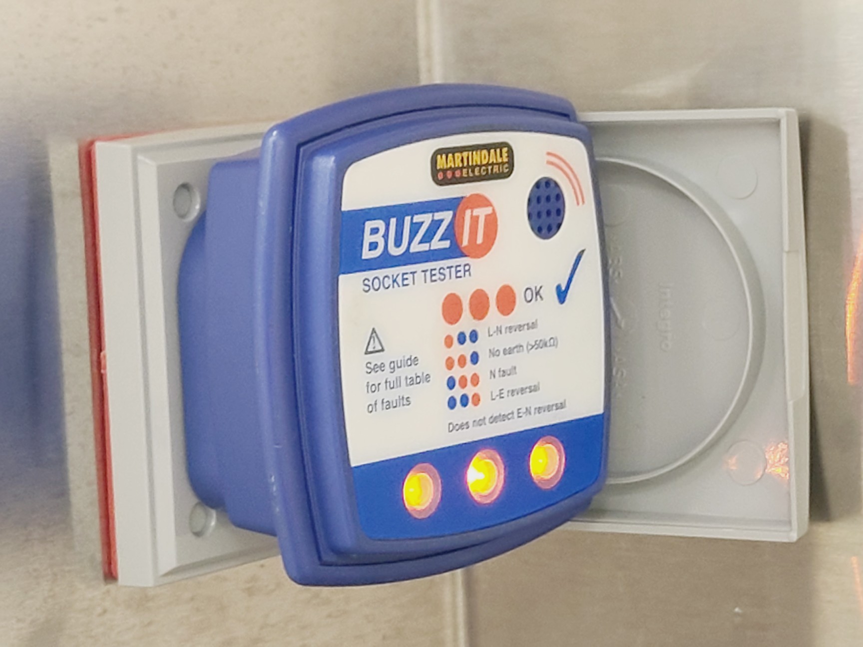 Image of CAS BioMAT 2 1500 Class II Microbiological Safety Cabinet w/ Stand