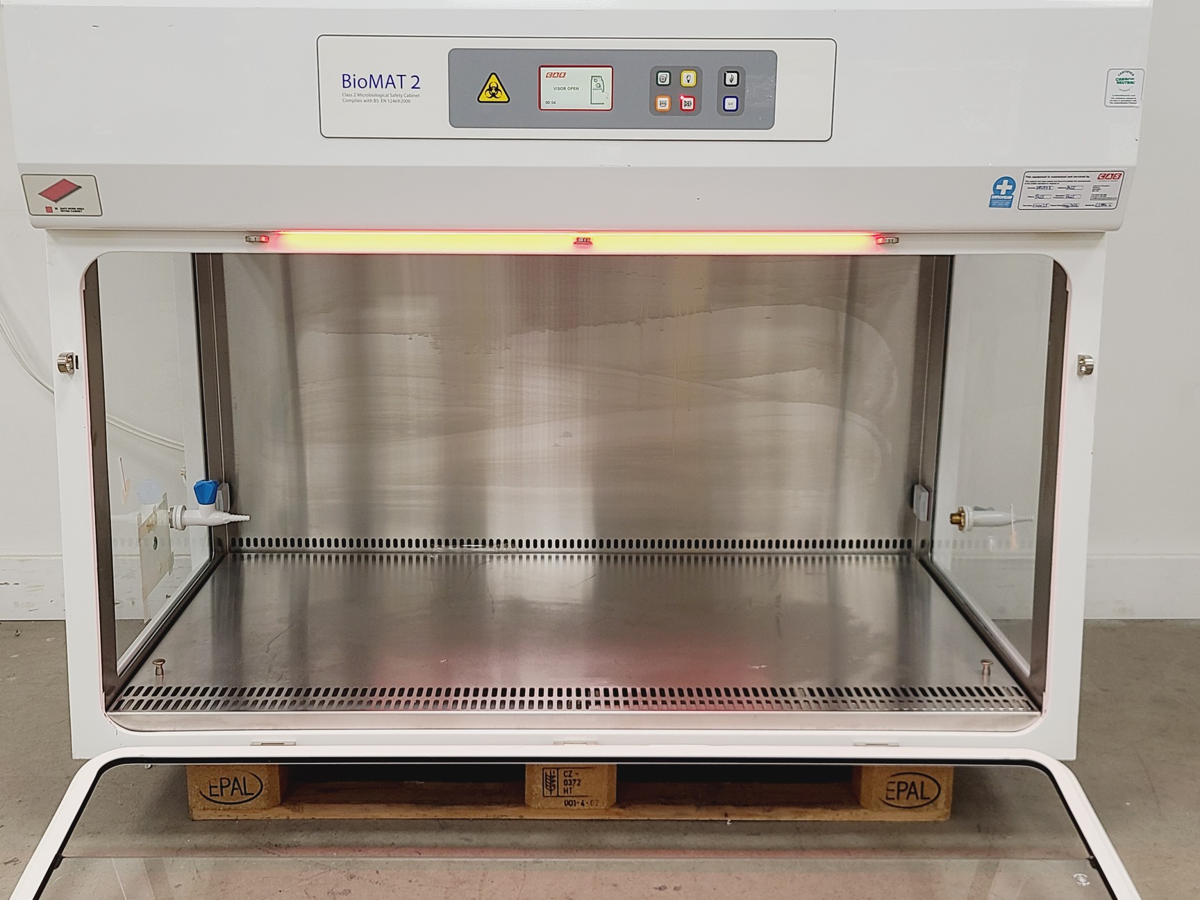 Image of CAS BioMAT 2 1500 Class II Microbiological Safety Cabinet w/ Stand