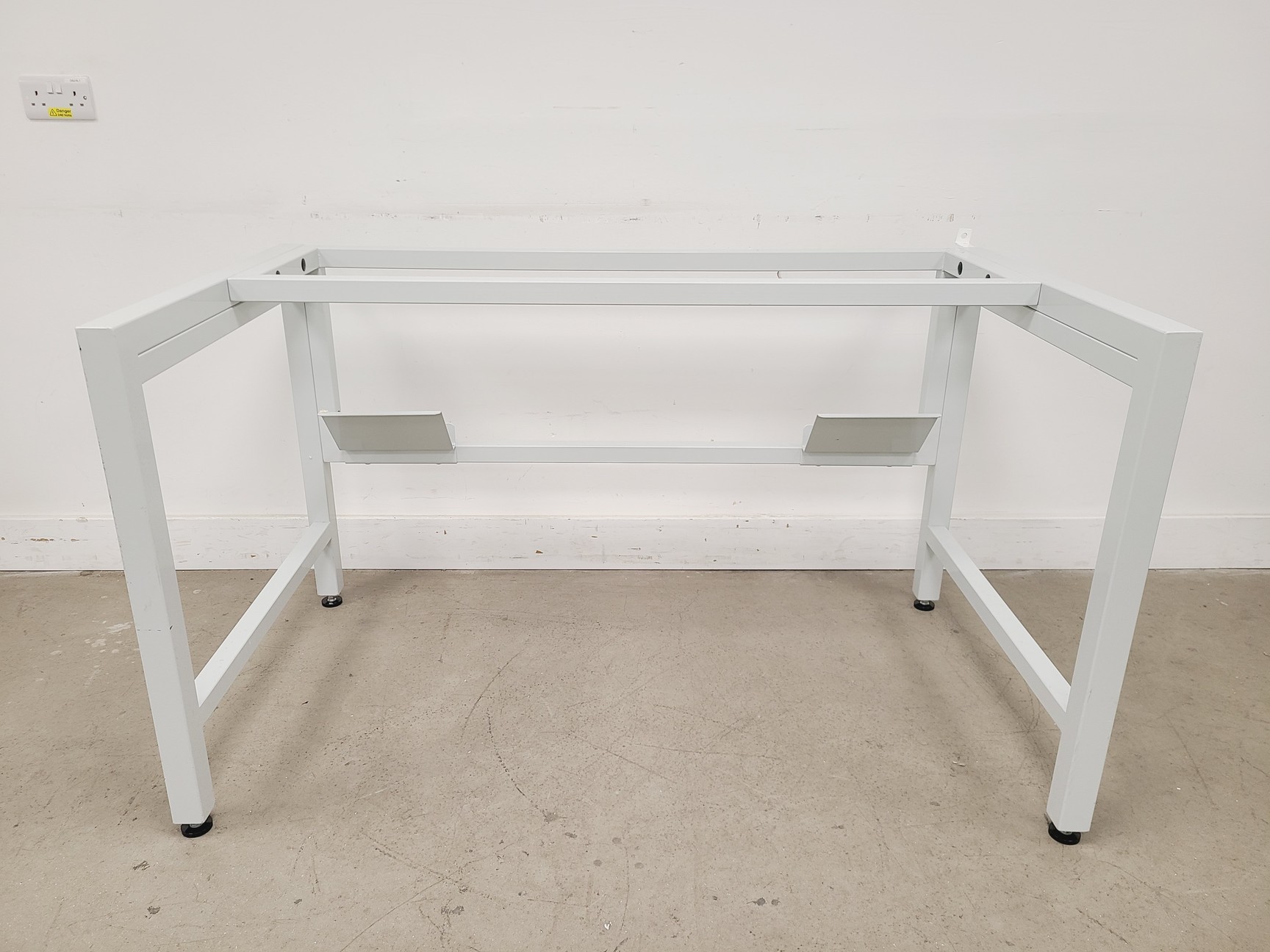 Image of CAS BioMAT 2 1500 Class II Microbiological Safety Cabinet w/ Stand