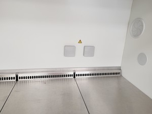 Thumbnail image of Thermo Scientific MSC-Advantage 1.2 Safety Cabinet w/ Stand Lab