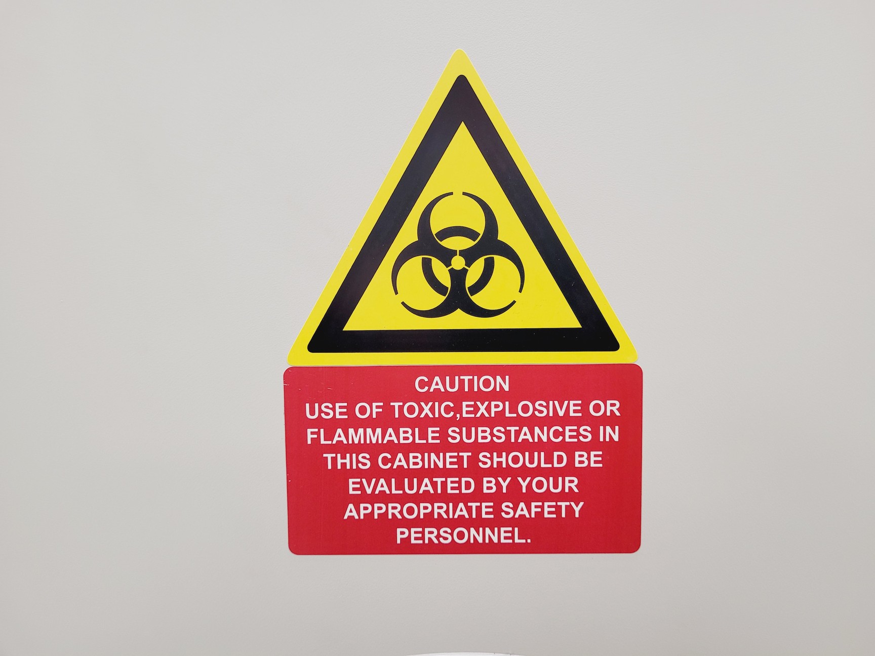 Image of Nuaire NU-437-400S Class II Biological Safety Cabinet Lab