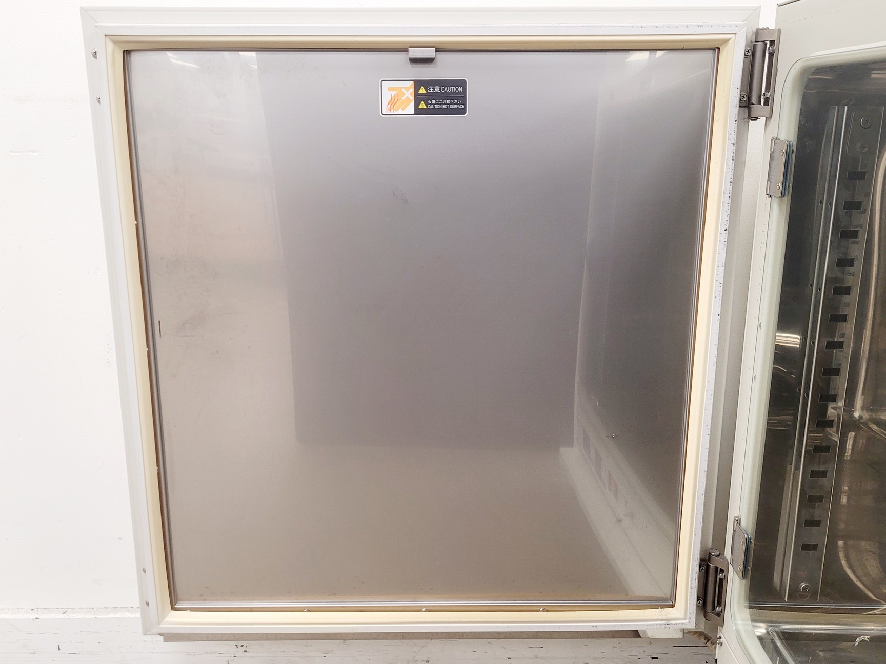 Image of Sanyo MCO-20AIC CO2 Laboratory Incubator Lab