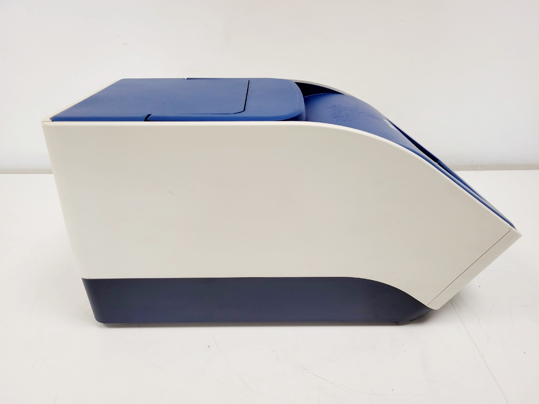 Image of Applied Biosystems Veriti 96 Well Thermal Cycler Lab