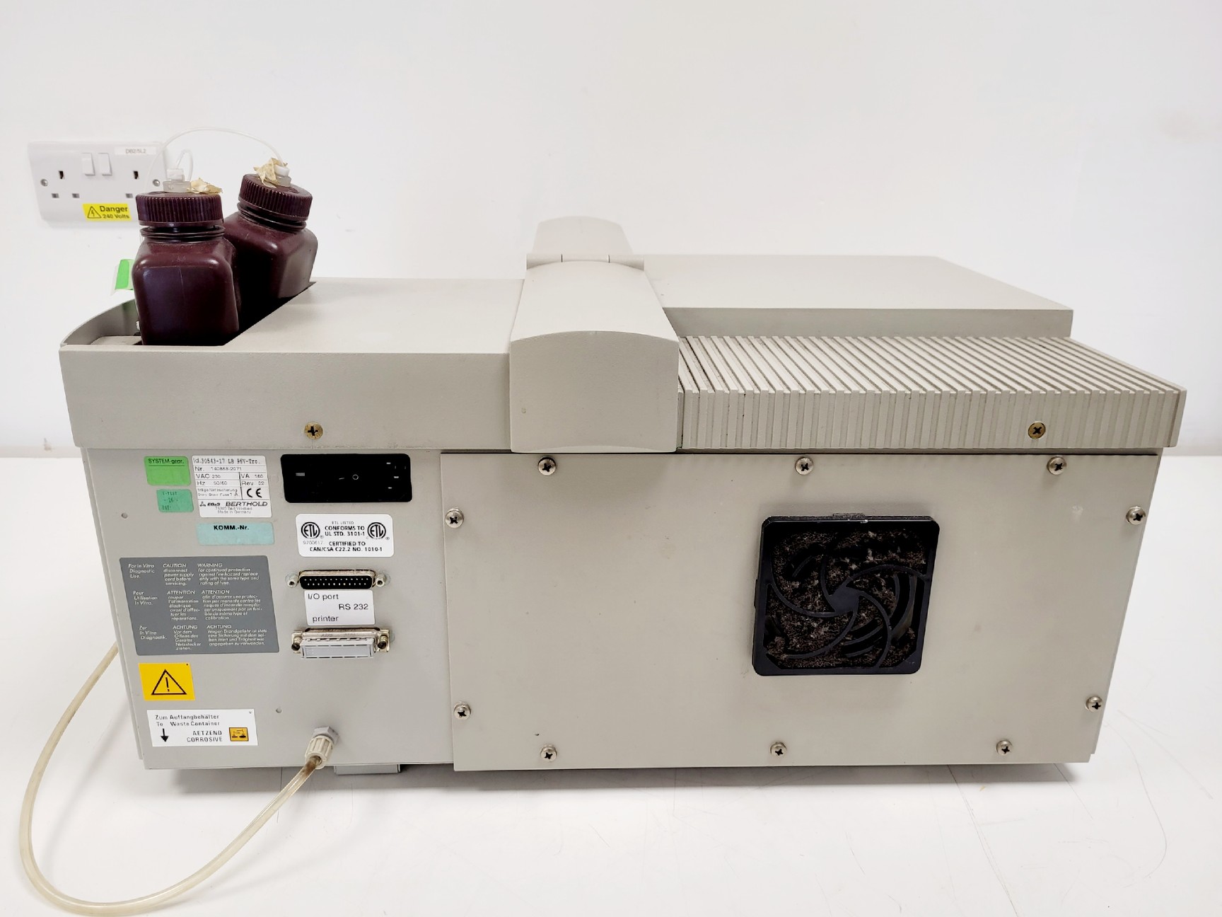 Image of PE Applied Biosystems Tropix TR717 Microplate Luminometer Lab