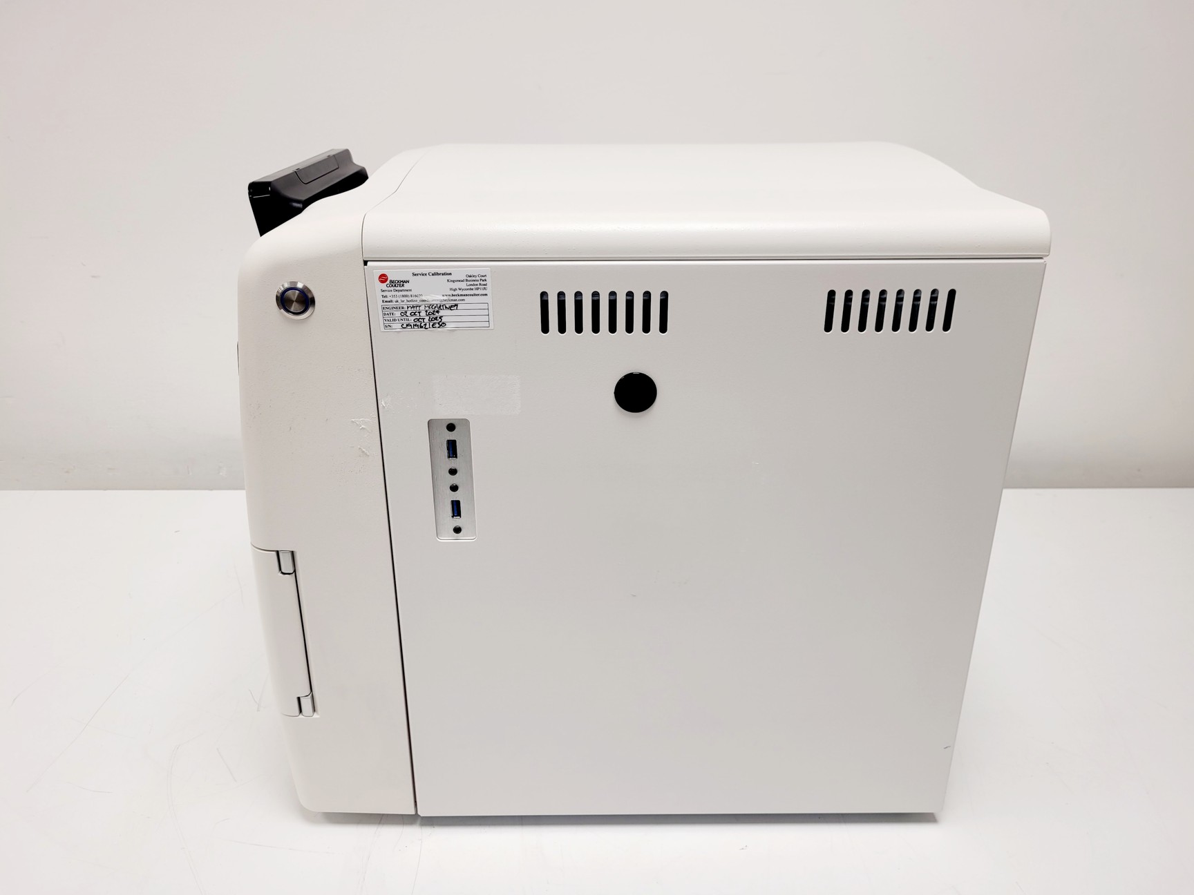 Image of Beckman Coulter Vi-Cell Blu Cell Viability Analyser System Lab