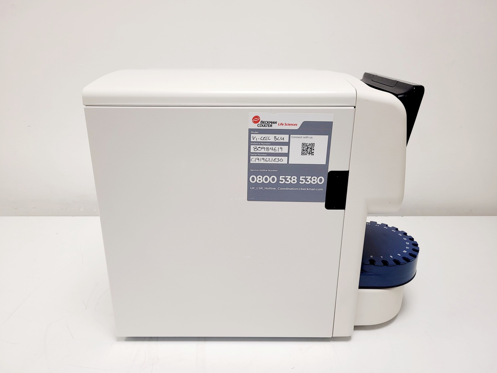 Image of Beckman Coulter Vi-Cell Blu Cell Viability Analyser System Lab
