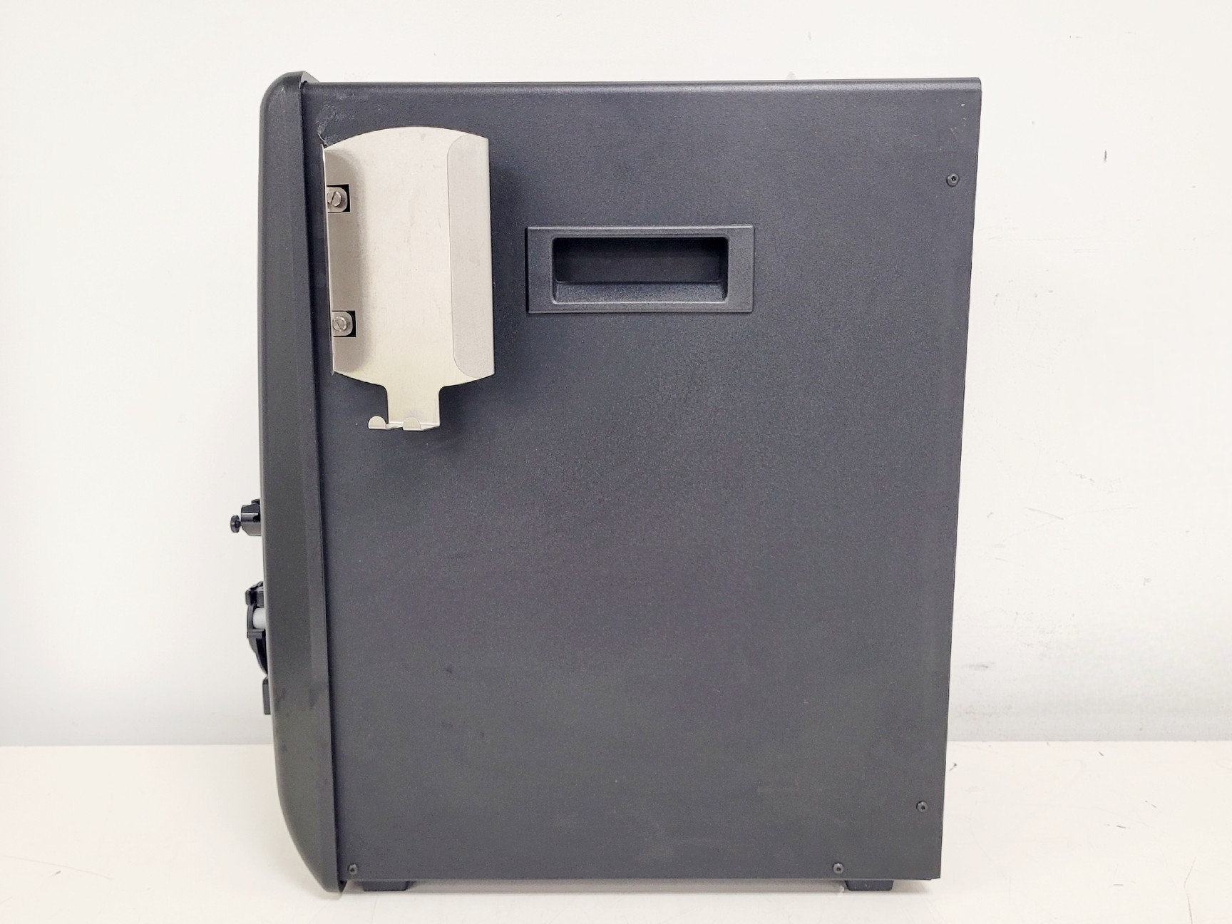 Image of MaxCyte STX Scalable Transfection Electroporation System Lab
