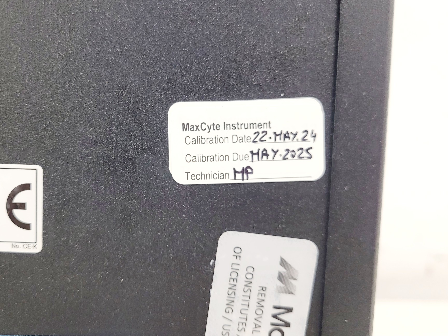 Image of MaxCyte STX Scalable Transfection Electroporation System Lab