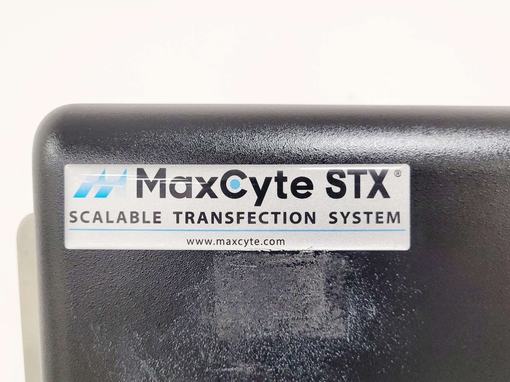 Image of MaxCyte STX Scalable Transfection Electroporation System Lab