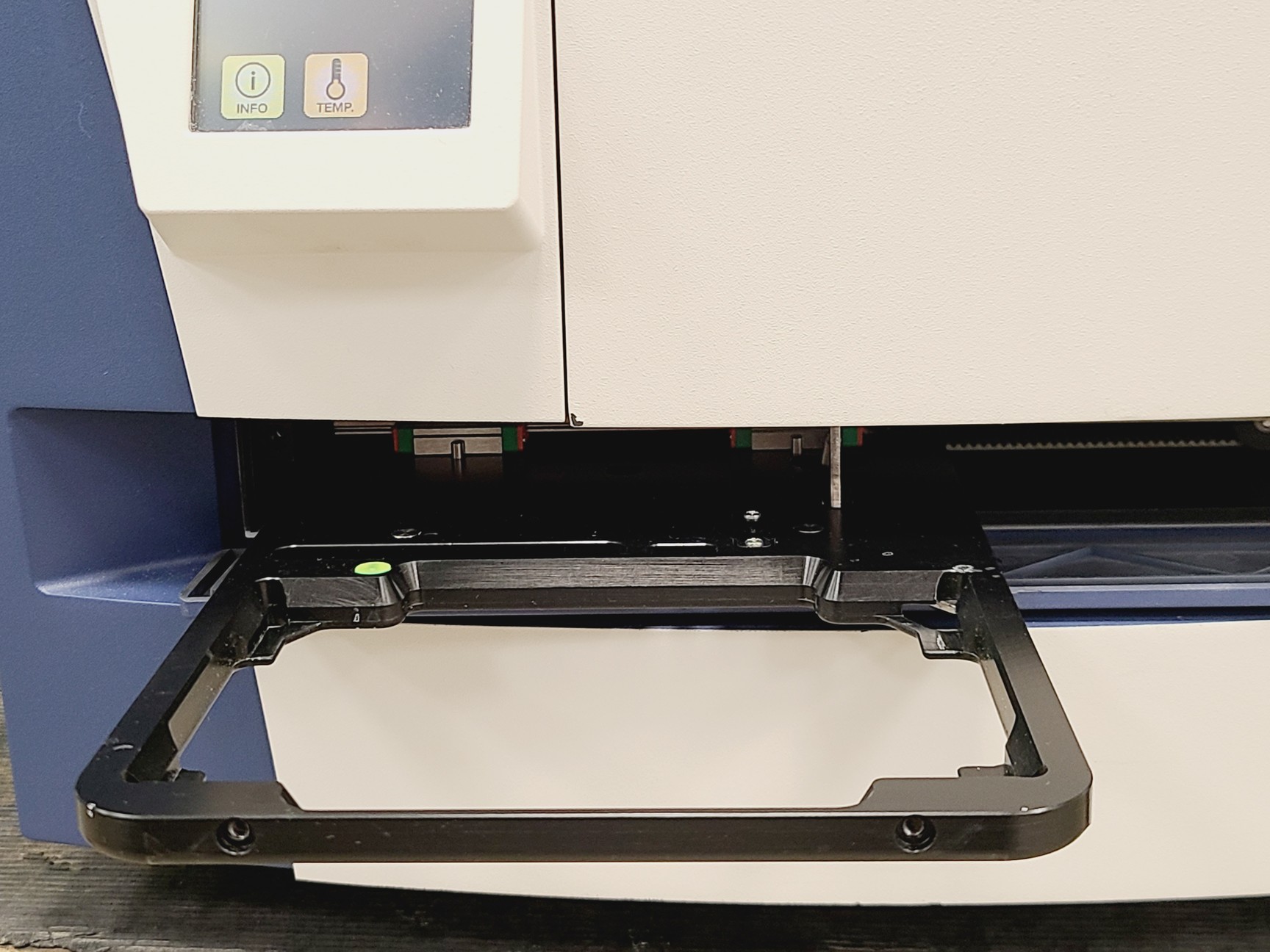 Image of Molecular Devices SpectraMax i3x Multi-Mode Microplate Reader (2020) Lab