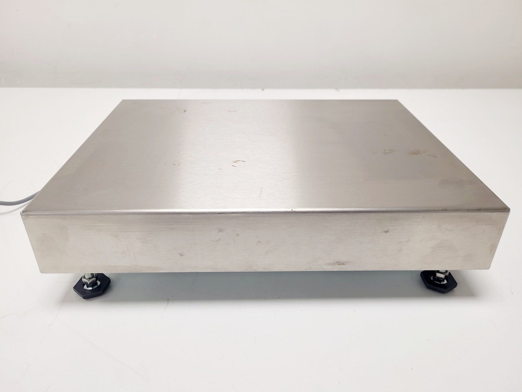 Image of Minebea Intec Midrics 1 MWICIE Weight Indicator 3dp Balance Scale Lab