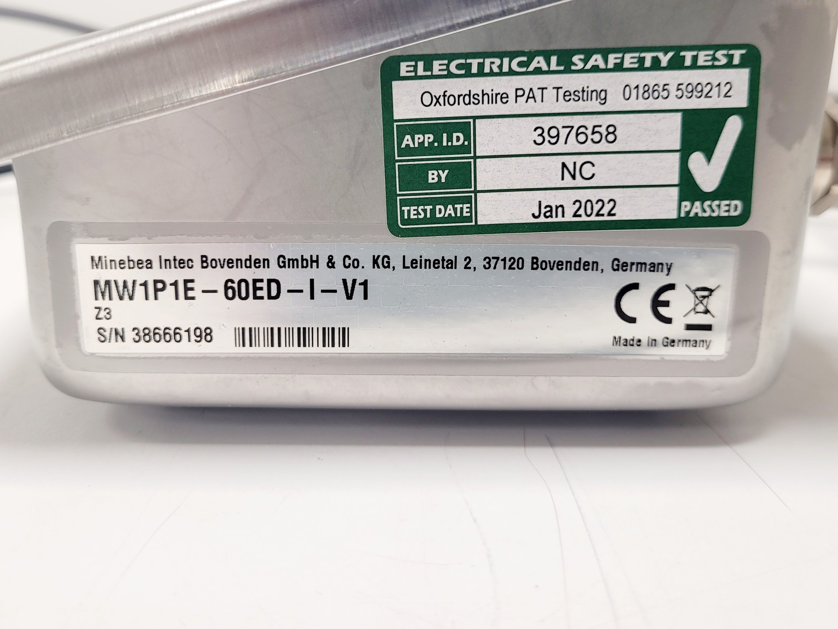 Image of Minebea Intec Midrics 1 MWICIE Weight Indicator 3dp Balance Scale Lab