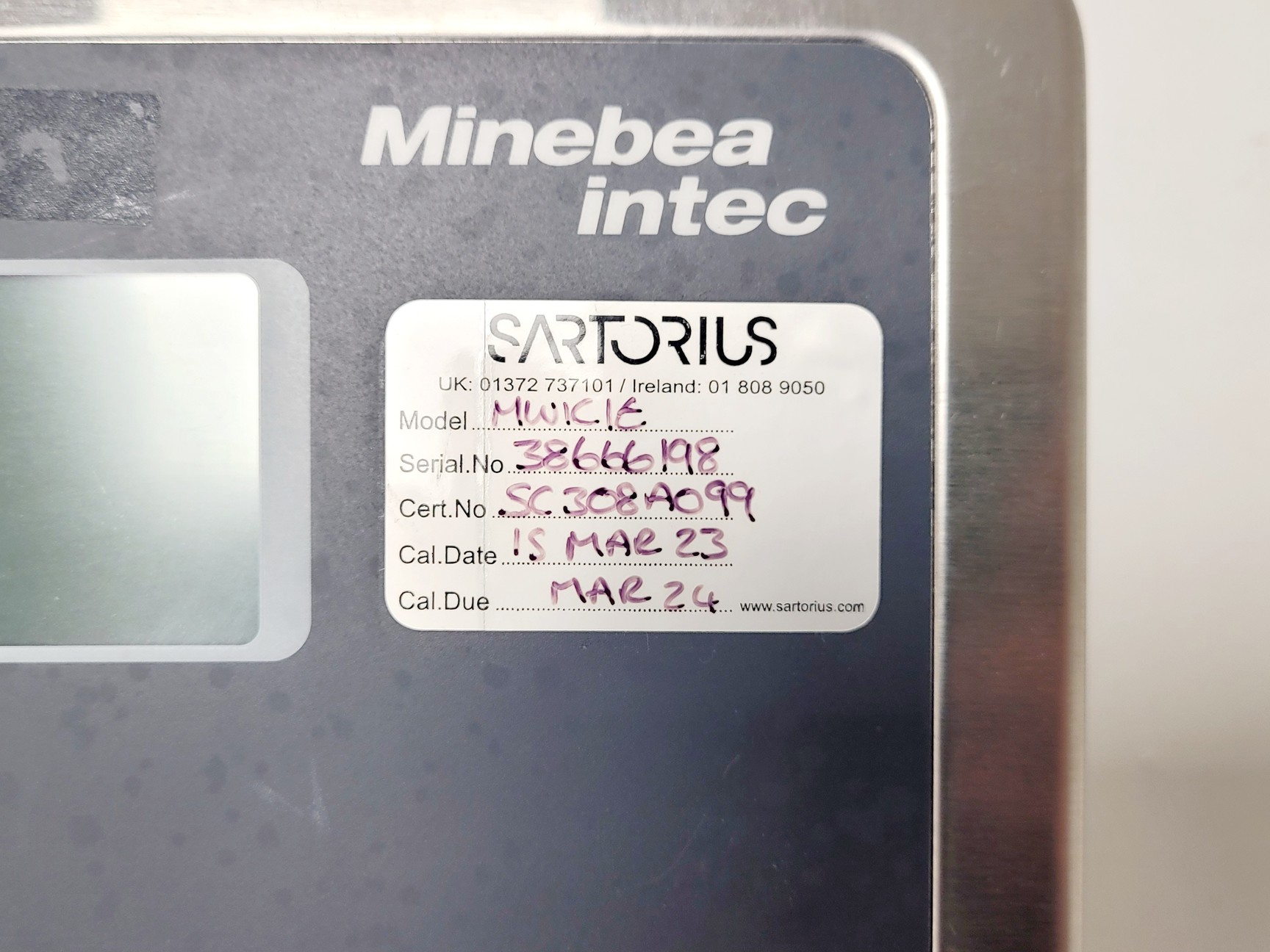 Image of Minebea Intec Midrics 1 MWICIE Weight Indicator 3dp Balance Scale Lab