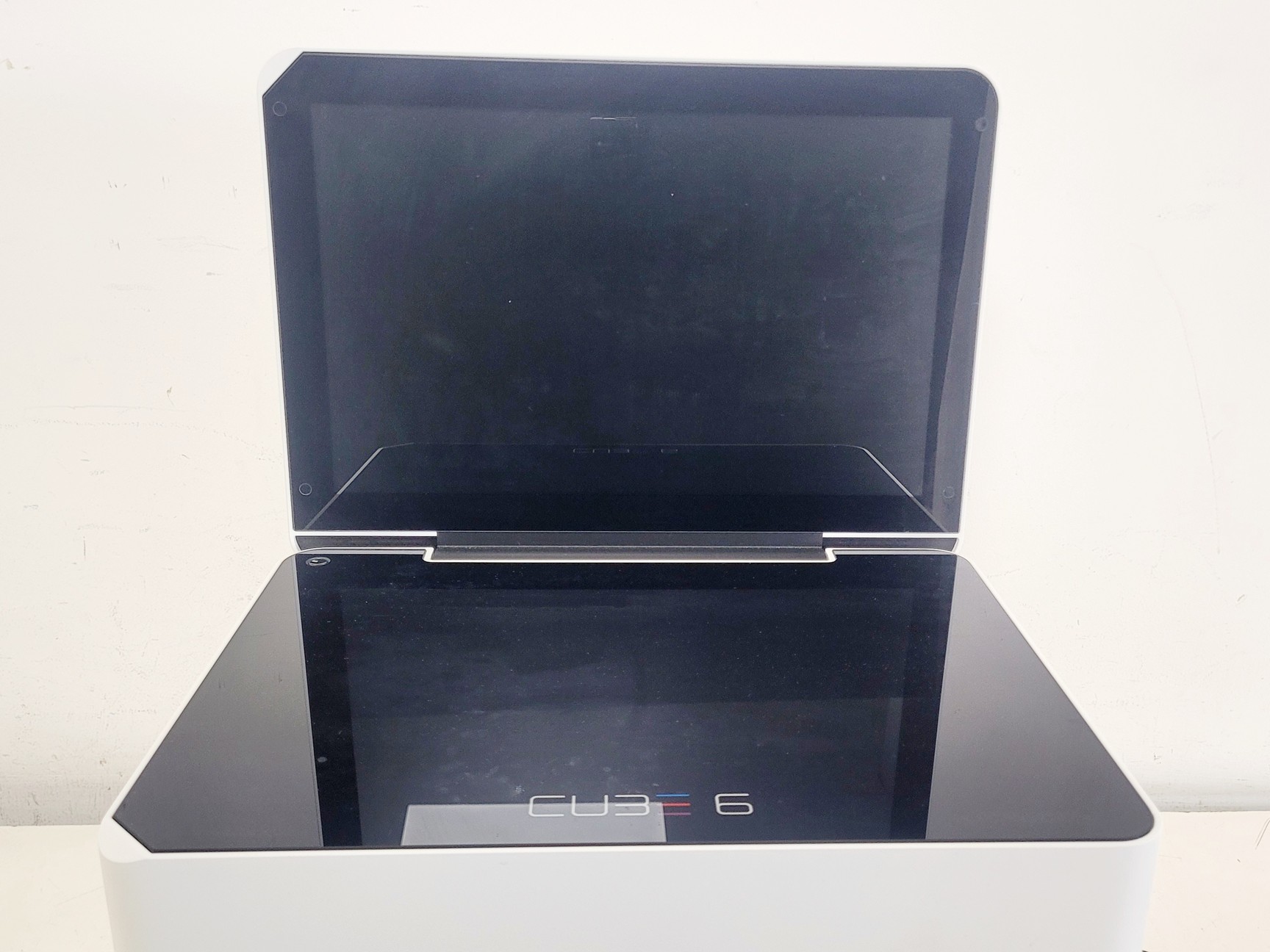 Image of Sysmex CyFlow Cube 6 Benchtop Flow Cytometer w/ Accessories
