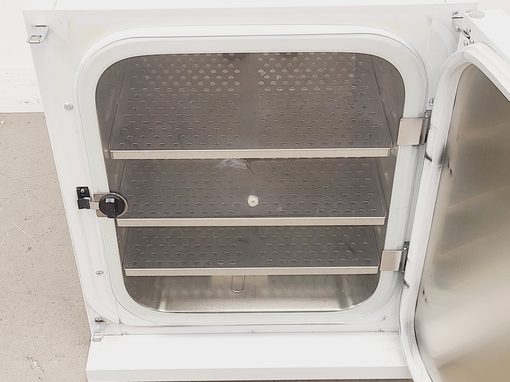 Image of Binder CB150 CO2 Lab Incubator